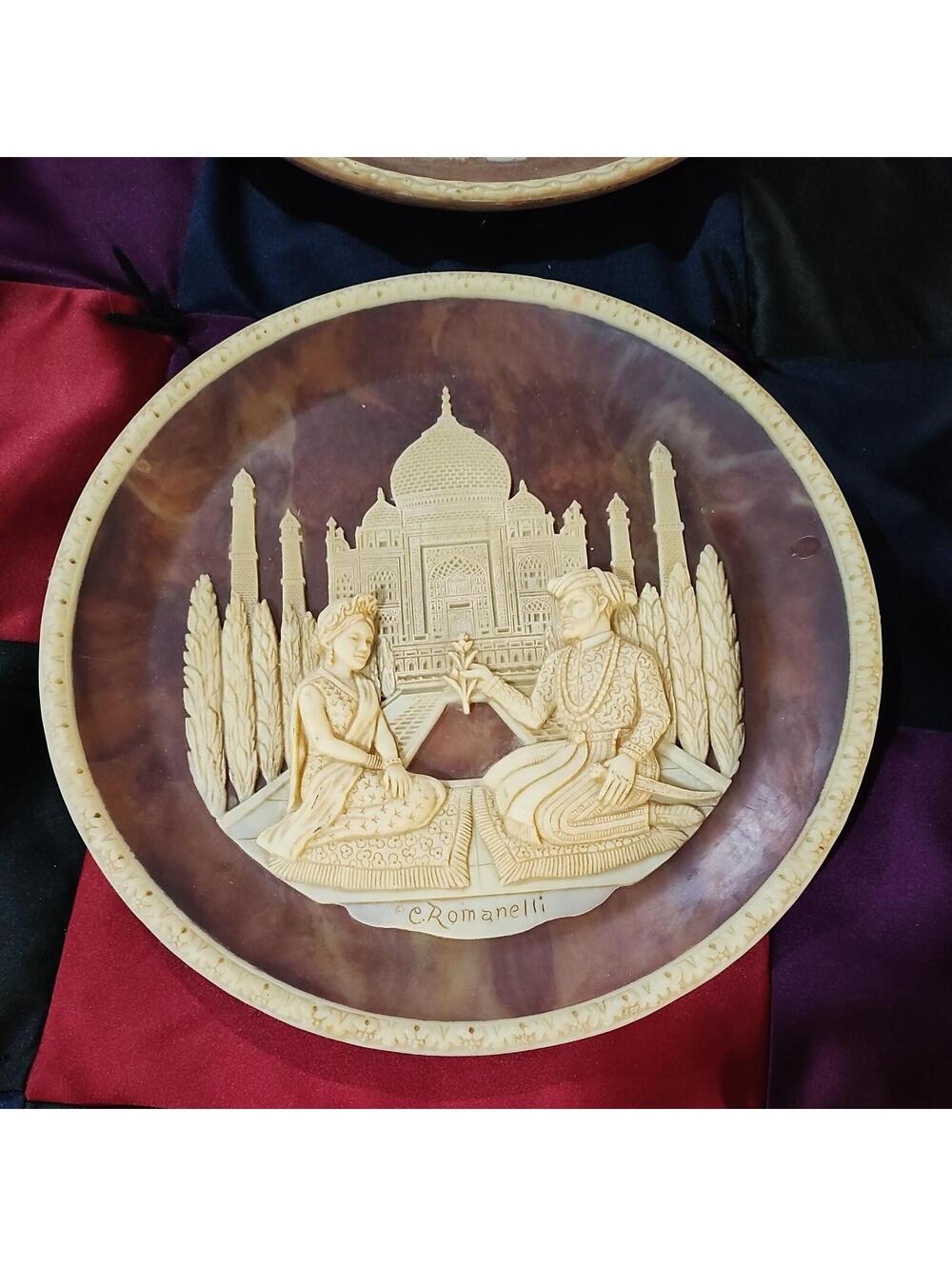 8 Vintage Romanelli Collectable Plates Great Romances of History Incolay Stone